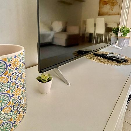 Domus Laterani By Jfm - Comfortable Apartment Big Terrace Colosseo Rom Exterior foto