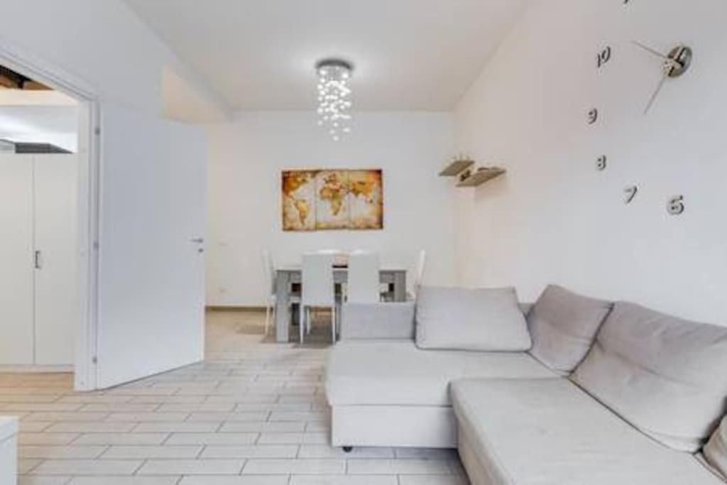 Domus Laterani By Jfm - Comfortable Apartment Big Terrace Colosseo Rom Exterior foto