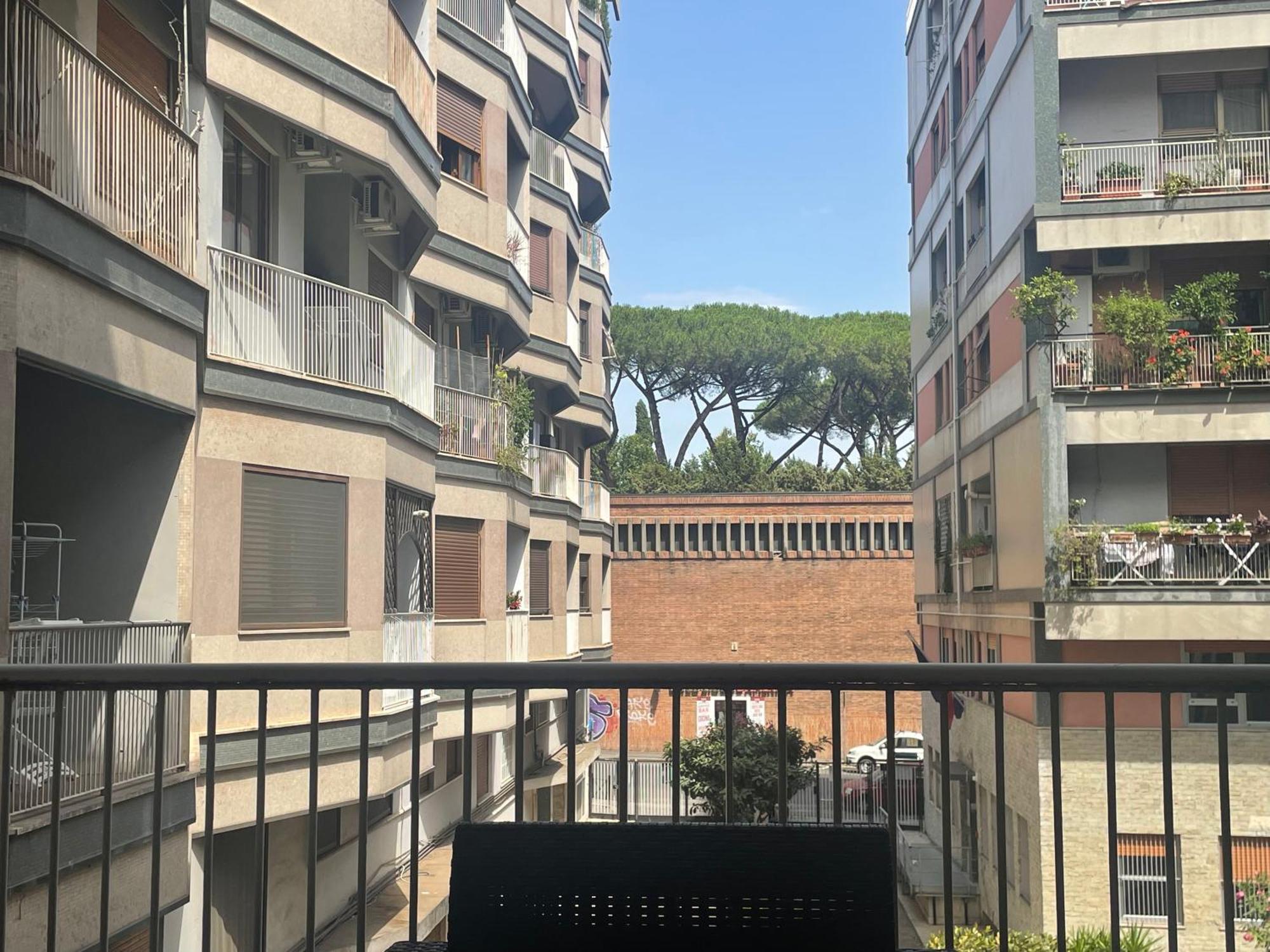 Domus Laterani By Jfm - Comfortable Apartment Big Terrace Colosseo Rom Exterior foto